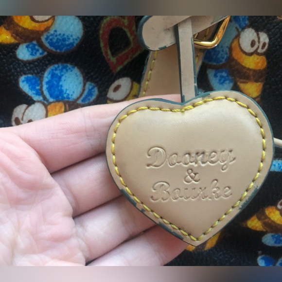 Dooney and Bourke Bumblebee bag! - Picture 3 of 16